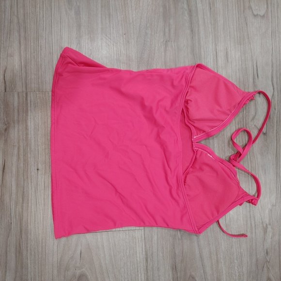 Gap size medium tankini top, 2/$15 - Picture 2 of 3